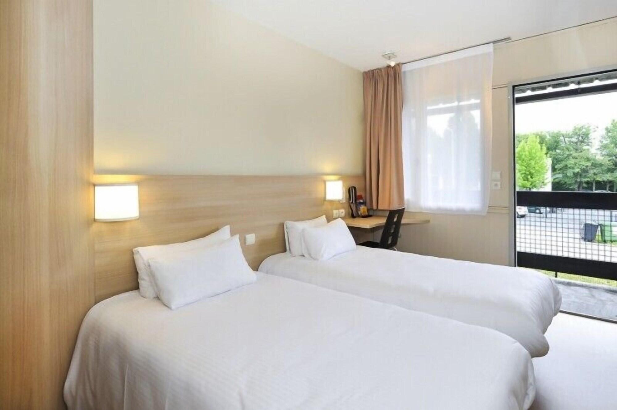 The Originals Access Hotel Bordeaux Aeroport Mérignac Екстериор снимка