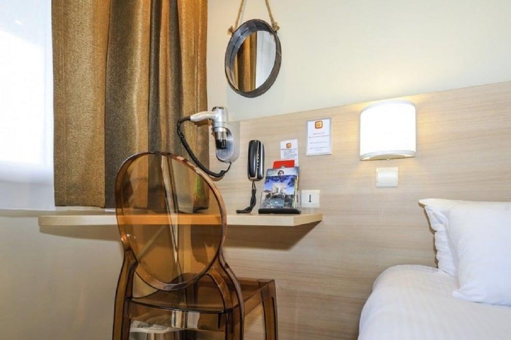 The Originals Access Hotel Bordeaux Aeroport Mérignac Екстериор снимка