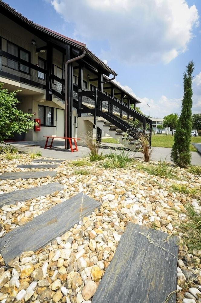 The Originals Access Hotel Bordeaux Aeroport Mérignac Екстериор снимка