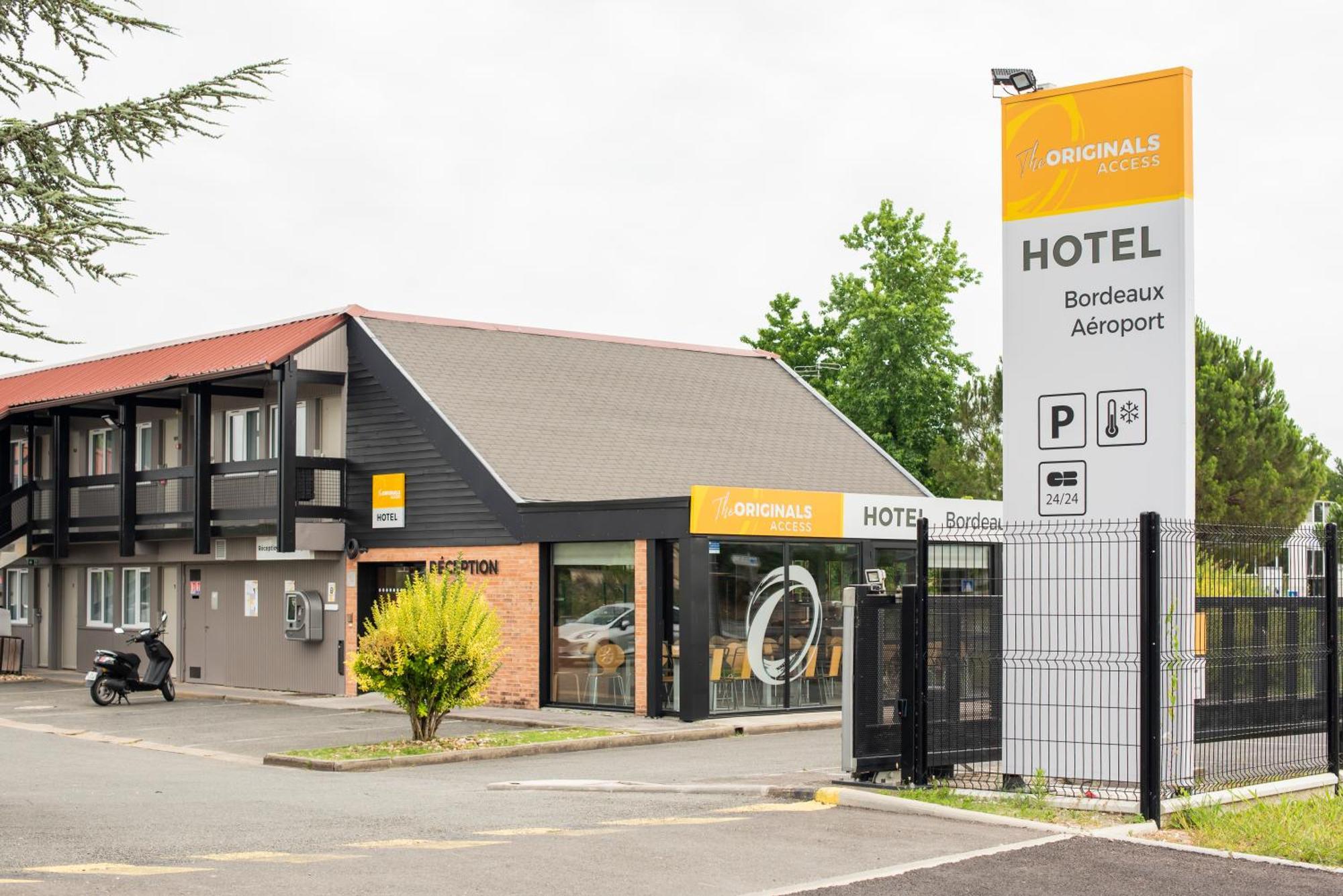 The Originals Access Hotel Bordeaux Aeroport Mérignac Екстериор снимка