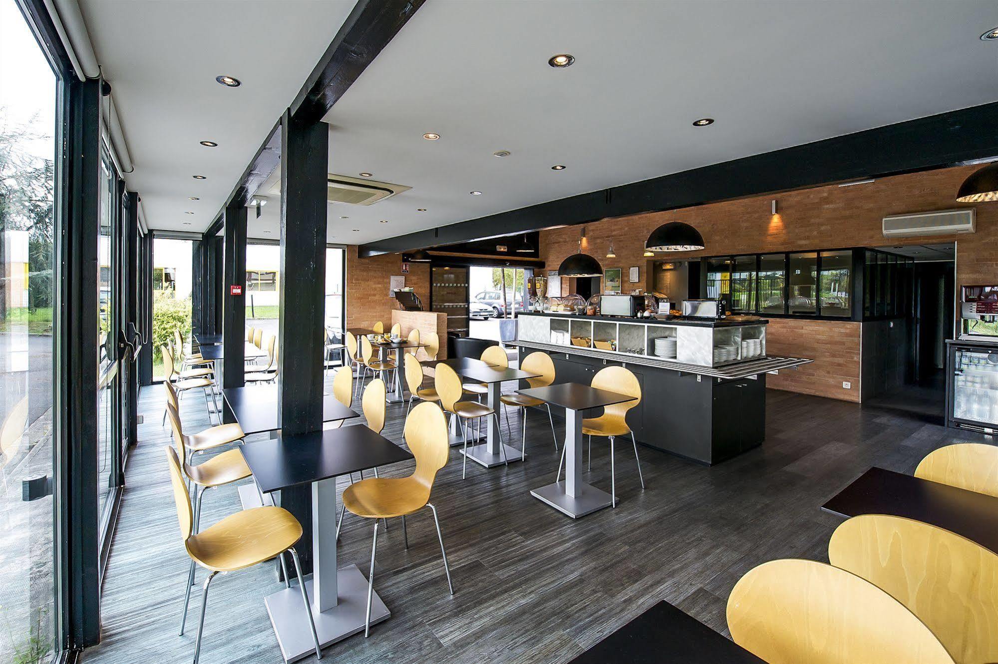 The Originals Access Hotel Bordeaux Aeroport Mérignac Екстериор снимка