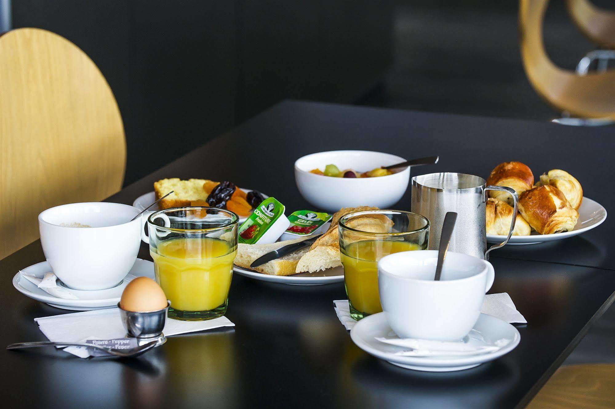 The Originals Access Hotel Bordeaux Aeroport Mérignac Екстериор снимка